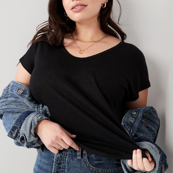 NWT OLD NAVY Linen-Blend Cropped Voop-Neck T-Shirt  Color: Black Jack - Picture 4 of 7